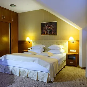 3* מלון Boutique L Do Rado